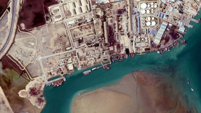 ιράν-χτυπήθηκε-ο-χώρος-του-εργοστασίο-564131356