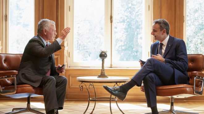 τηλεφωνική-επικοινωνία-μητσοτάκη-με-564105976