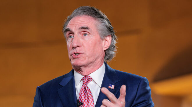 μπέργκαμ-οι-αμερικανικές-πετρελαϊκέ-564120394