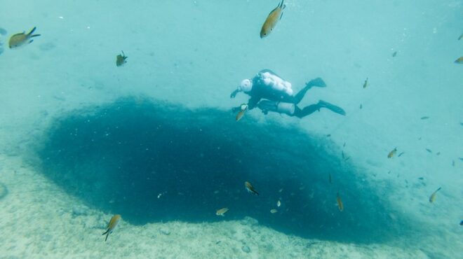 βίντεο-στα-έγκατα-του-πηγαδιού-της-β-564139897