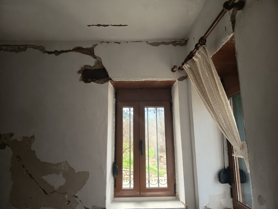 Ζημιές σε σπίτια και δεκάδες μετασεισμοί σε Ιωάννινα και Θεσπρωτία-5