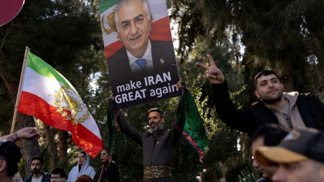 η-τεχεράνη-απειλεί-να-κατασχέσει-την-π-564115483