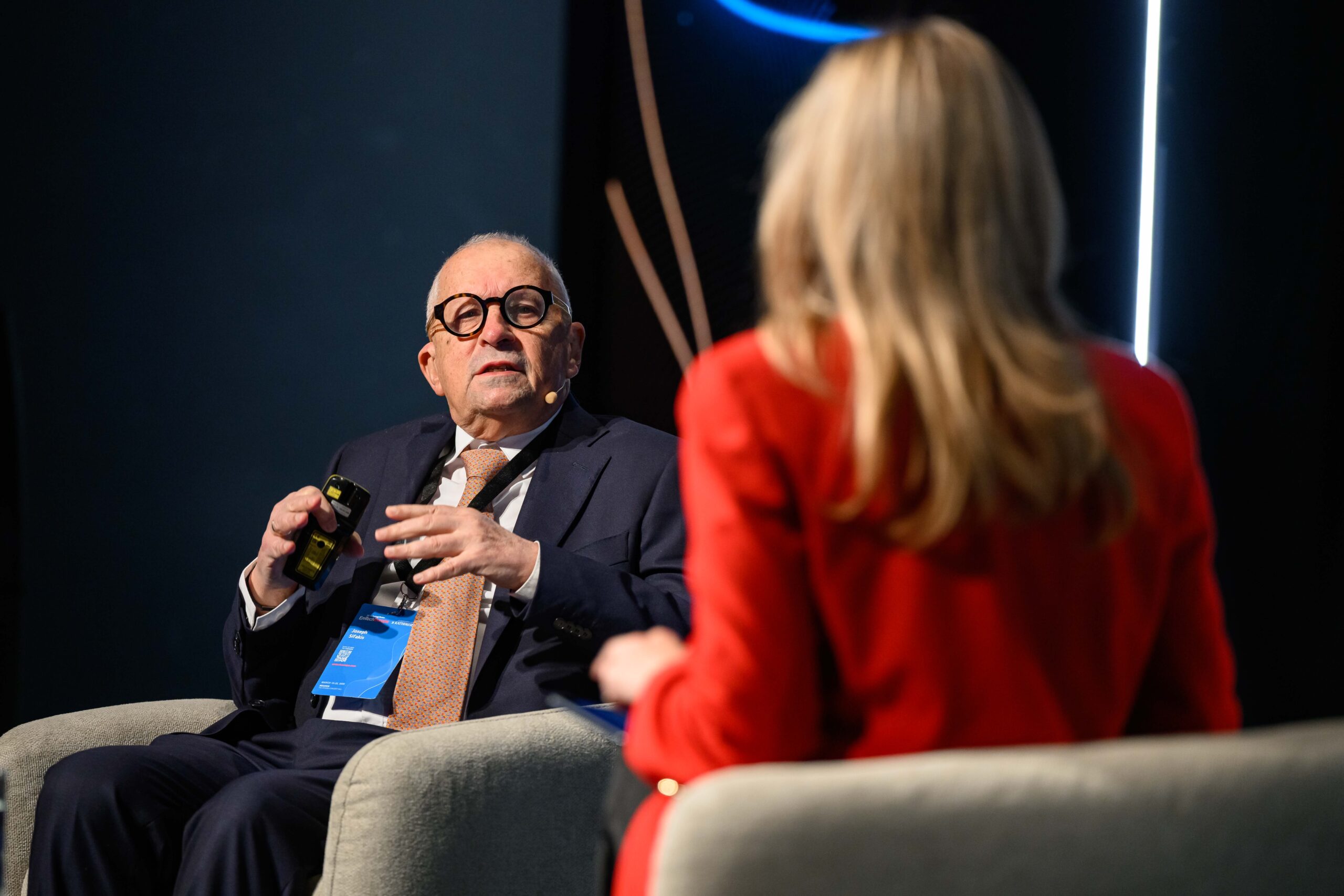 ιωσήφ-σηφάκης-η-τεχνητή-νοημοσύνη-βρ-564133627