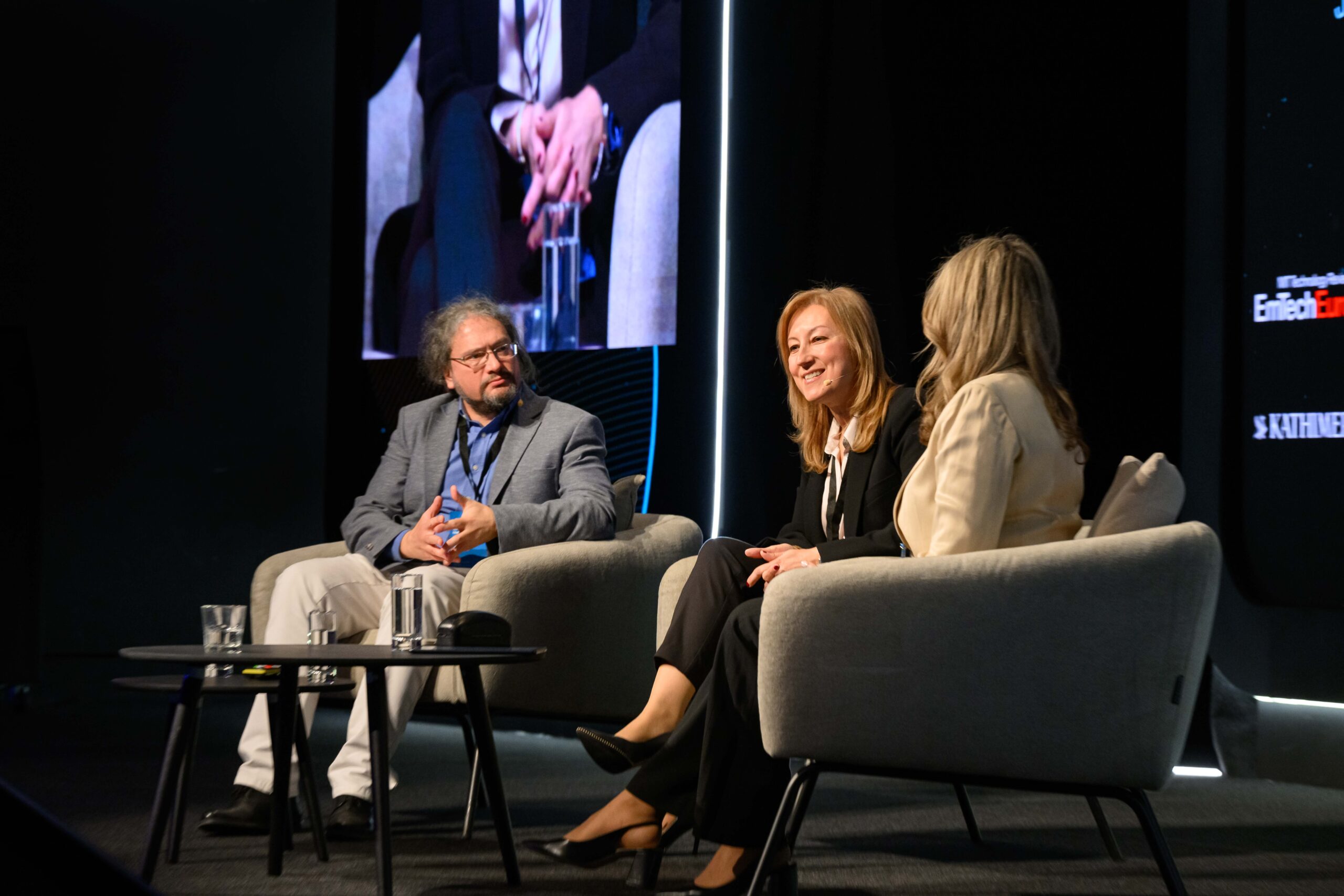 τεχνητή-νοημοσύνη-και-τουρισμός-το-αν-564135583