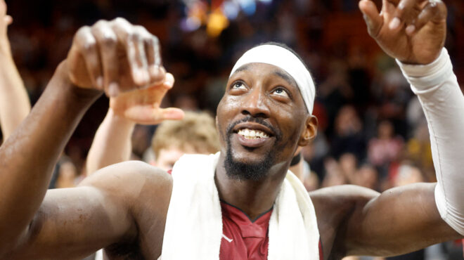 νβα-πώς-είναι-δυνατόν-να-βάζει-ένας-παί-564122383