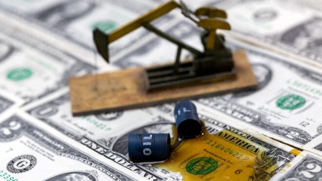πάνω-από-τα-112-δολάρια-το-βαρέλι-η-τιμή-το-564133414