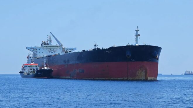 bloomberg-ελληνικό-δεξαμενόπλοιο-διέσχισε-τα-564152812