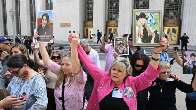 ο-αλγόριθμος-του-εθισμού-στα-social-media-ειδι-564144592