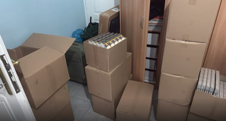 Διακίνησαν σε έναν χρόνο 240.000 λαθραία πακέτα τσιγάρα – 1 εκατ. ευρώ η ζημιά για το Δημόσιο-1