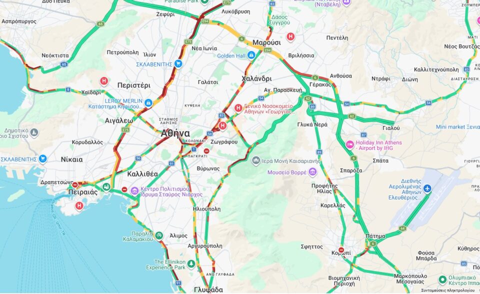 Κίνηση στους δρόμους: Στο «κόκκινο» ο Κηφισός, καθυστερήσεις στην Αττική Οδό, ταλαιπωρία στο Κέντρο-1