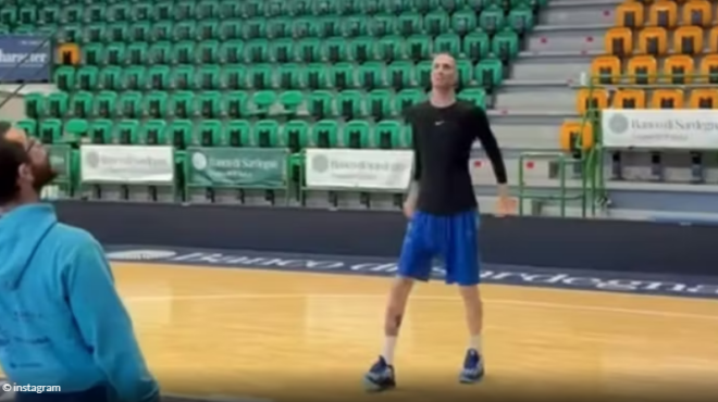 το-δεύτερο-ημίχρονο-του-ακίλε-πολον-564152326