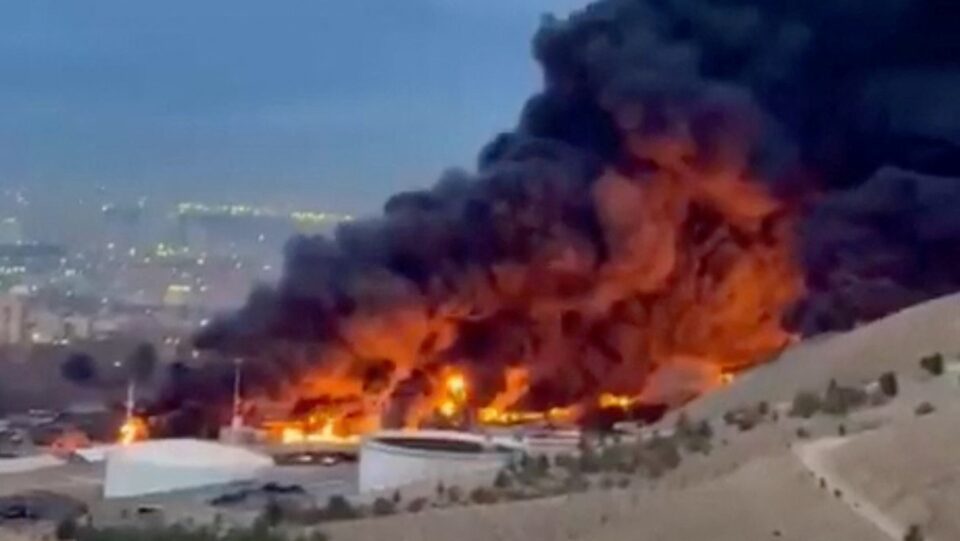 Ισραήλ: «Νέο κύμα βομβαρδισμών ευρείας κλίμακας» στην Τεχεράνη-1