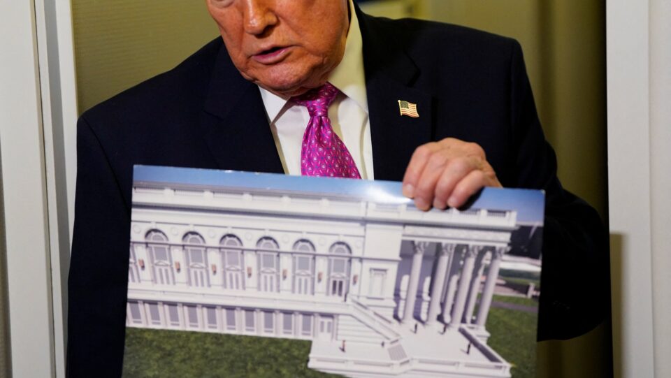 Τραμπ: Ο στρατός οικοδομεί υπόγειο «συγκρότημα» κάτω από την πελώρια αίθουσα χορού στον Λευκό Οίκο-1