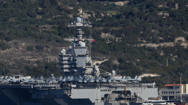 φωτιά-στο-αεροπλανοφόρο-uss-gerald-ford-τραυματ-564121993