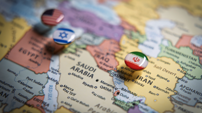 ο-τραμπ-αναζητεί-διέξοδο-από-τον-πόλεμ-564140455