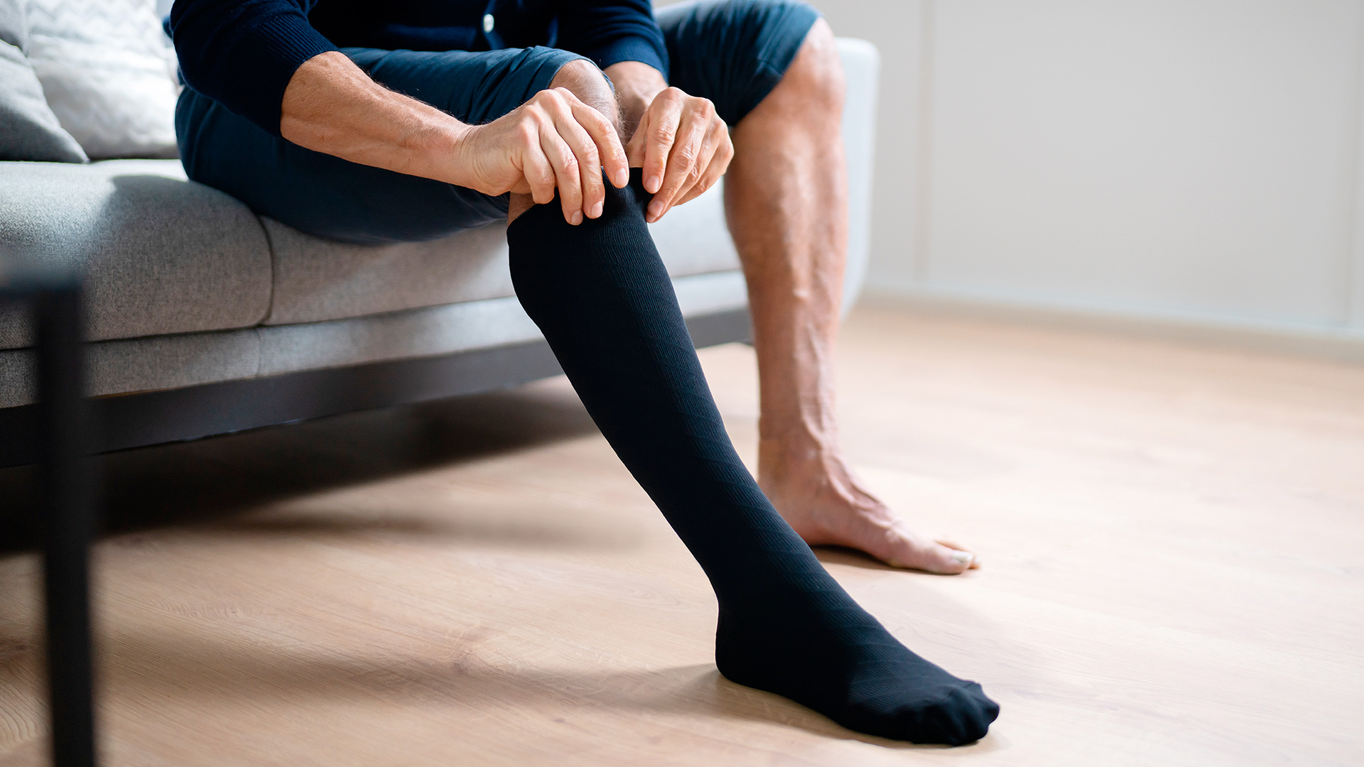 μπορούν-οι-κάλτσες-συμπίεσης-να-σας-ωφ-564152920