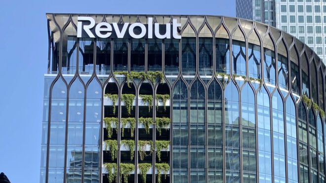 κοντά-στα-2-εκατομμύρια-πελάτες-διαθέτ-564143899