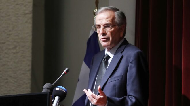 διπλή-επίθεση-από-τον-σαμαρά-στην-κυβέ-564151120