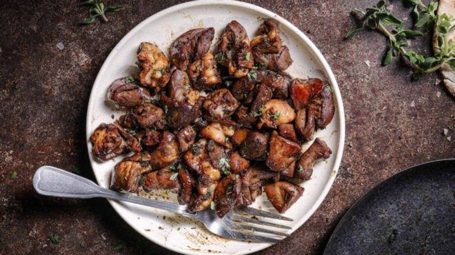 αρνίσιες-καρδιές-με-ζαατάρ-στο-τηγάνι-564127324