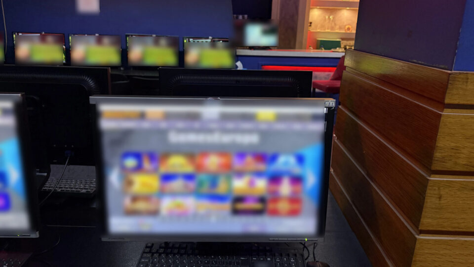 Παράνομα «φρουτάκια»: Οι διάλογοι που «έκαψαν» το κύκλωμα και τα στημένα τζακ ποτ-1