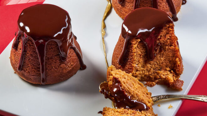 κέικ-φράουλας-ατομικά-564148594