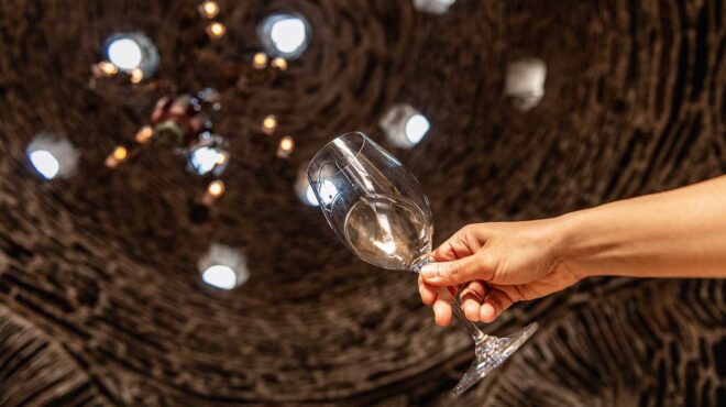 το-ιδανικό-κρασί-για-την-άνοιξη-μάς-έρχ-564134158