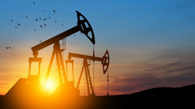 εβγαλαν-από-το-συρτάρι-τον-φάκελο-με-τα-564114496