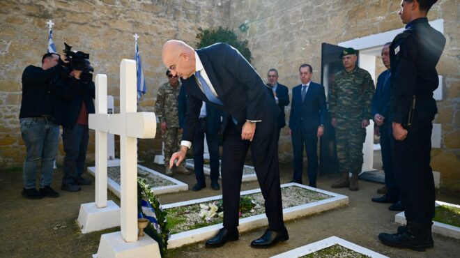 ν-δένδιας-η-κύπρος-κείται-πλησίον-564106510