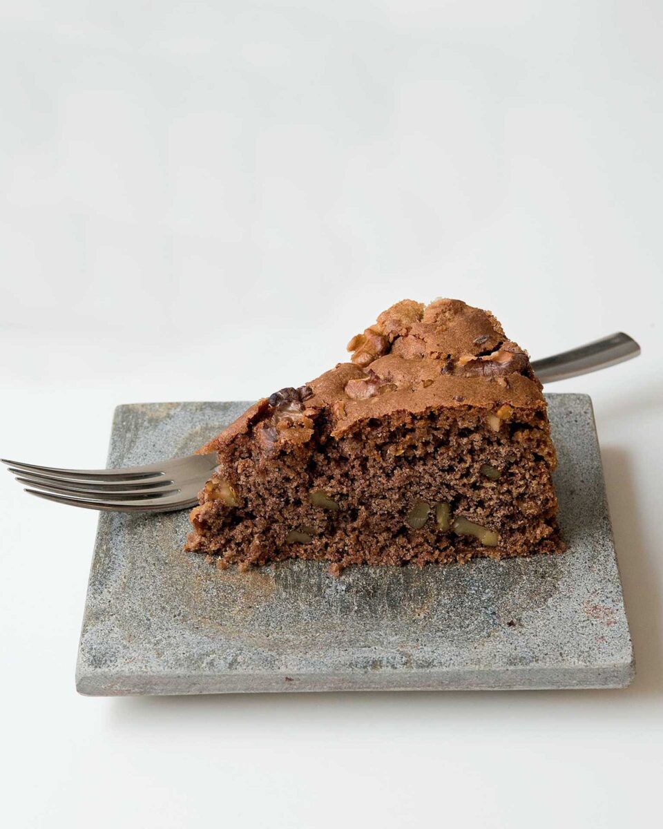 Ταχίνι έχεις; Φτιάξε καρυδόπιτα!-1