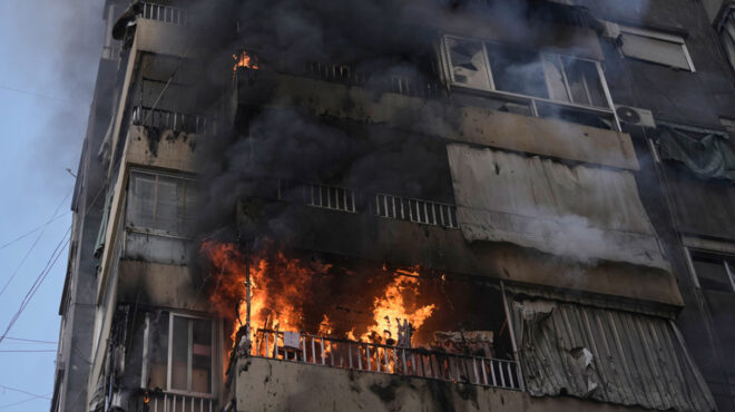 φαρ-ουέστ-στις-θαλάσσιες-μεταφορές-564133258