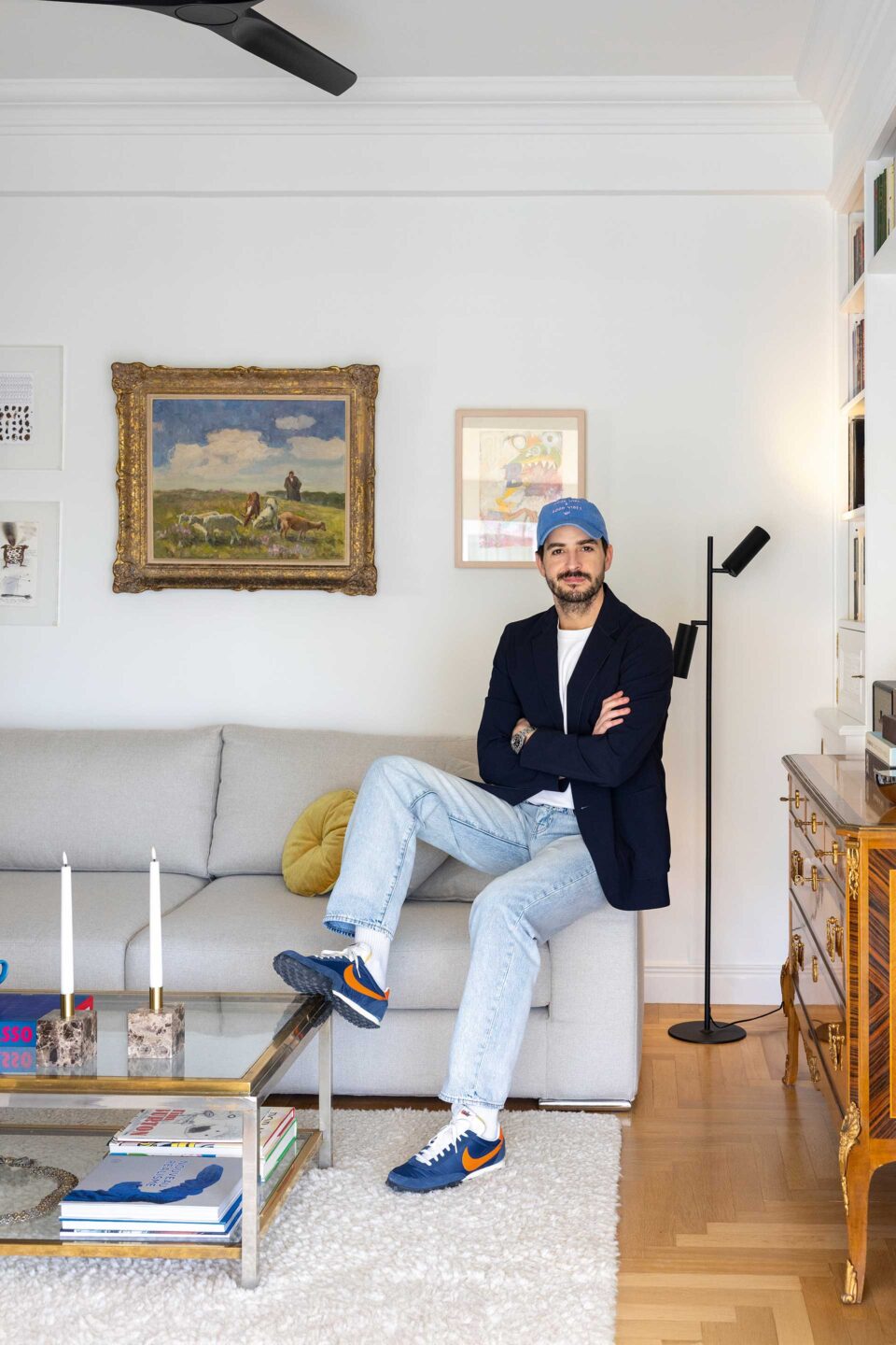 Ενα κομψό διαμέρισμα του ΄50 στο Κολωνακι-1