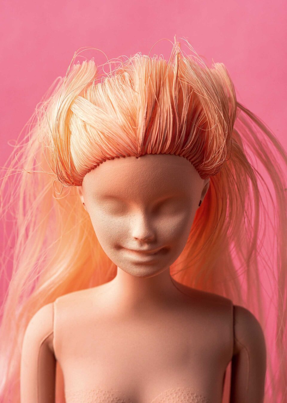 Μπερδεμένες Barbie: Ενα πρότζεκτ τόσο ροζ που γίνεται… επιθετικό-4