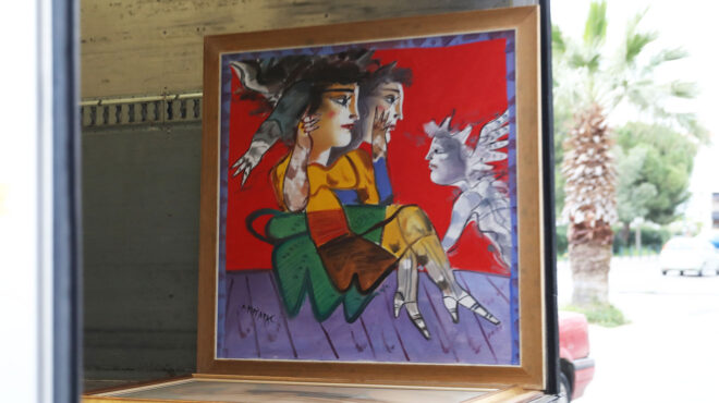 εργα-τέχνης-γκρίζα-αγορά-με-σφραγίδα-564143719