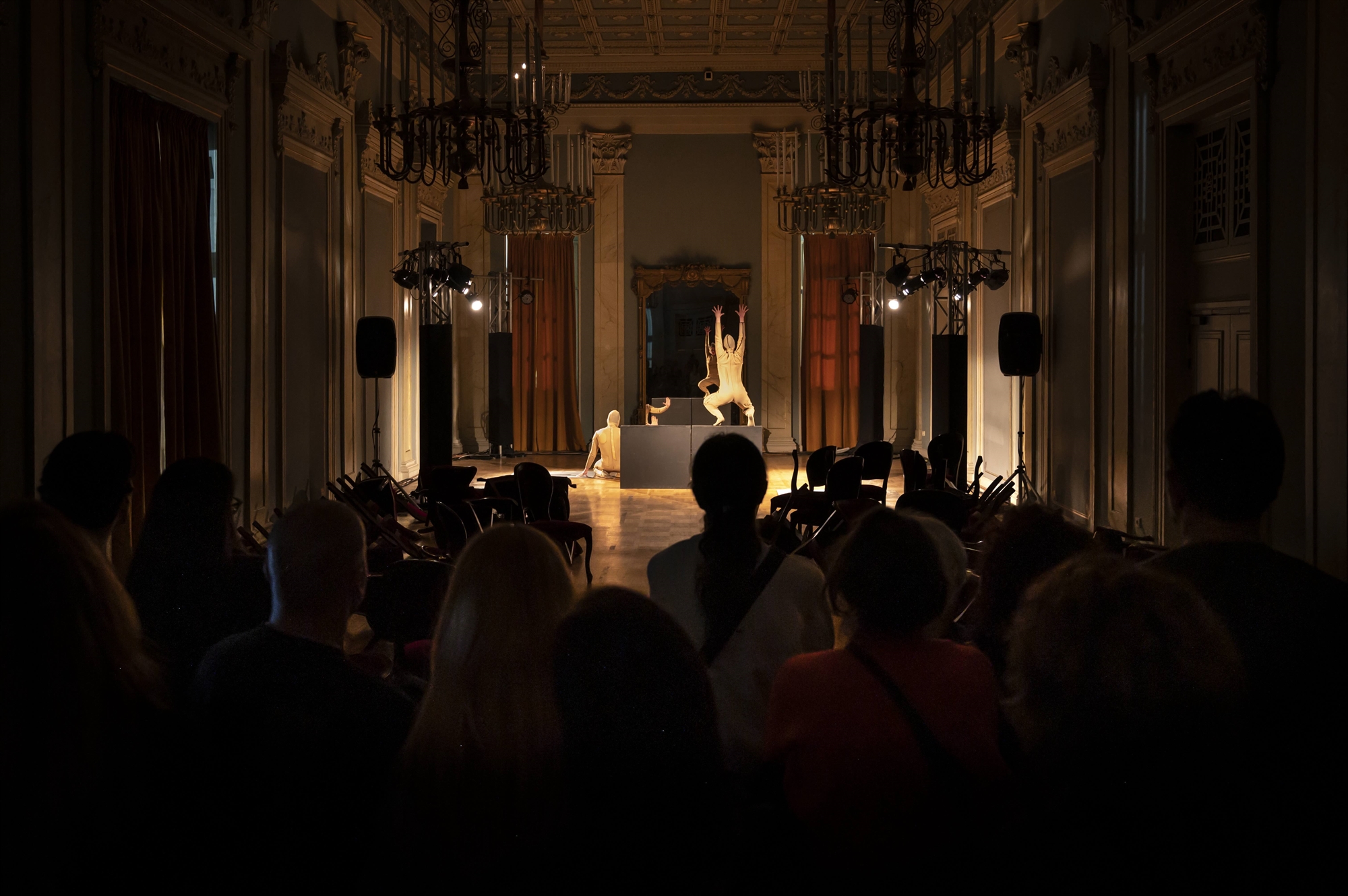 Ξενάγηση στο «άγνωστο» Δημοτικό Θέατρο Πειραιά μέσω τεχνητής νοημοσύνης-1