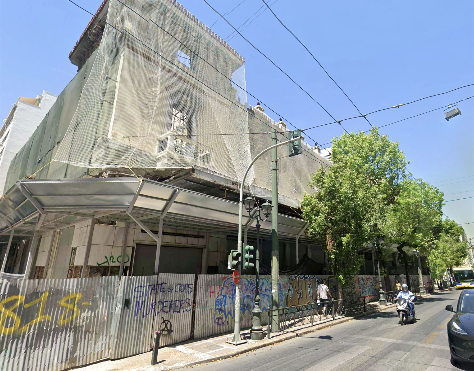 Τι γίνεται με το «Αττικόν»;-1