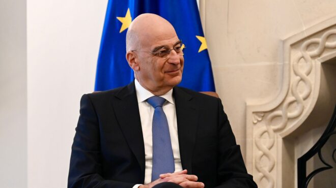 μέση-ανατολή-στα-ηνωμένα-αραβικά-εμιρ-564152074