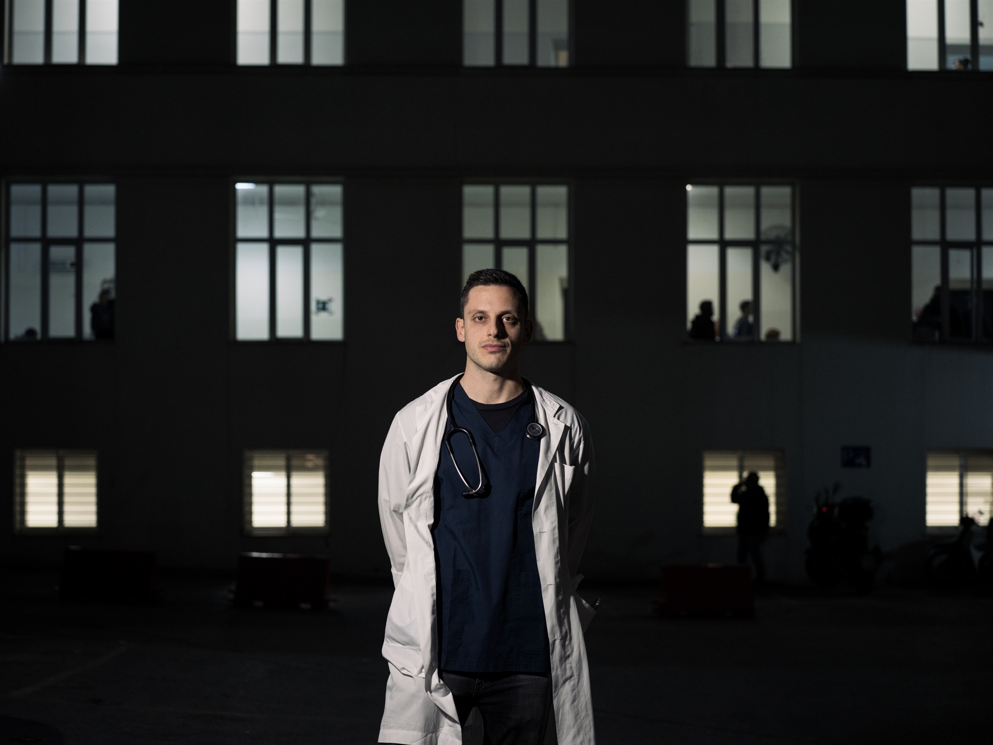 οι-άγρυπνοι-της-αθηναϊκής-νύχτας-564137578