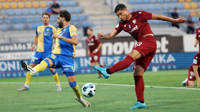 super-league-1-με-το-βλέμμα-στραμμένο-στα-πλέι-οφ-564124903