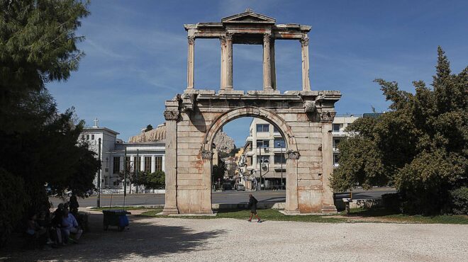 λυδία-λίθος-της-δημοκρατίας-564136444