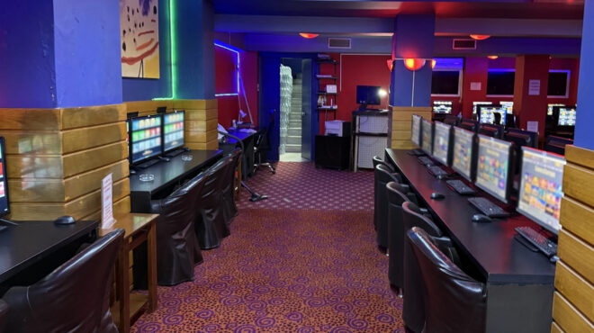 παράνομα-φρουτάκια-οι-διάλογοι-που-564121636