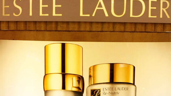 η-estee-lauder-συζητάει-συγχώνευση-με-την-ισπανι-564143764