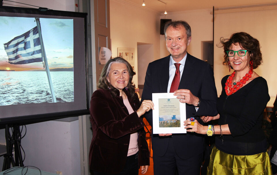 Πρέσβης της Ελβετίας στην Ελλάδα: «Η Αθήνα είναι μια καλλονή που δεν φροντίζει τον εαυτό της»-1