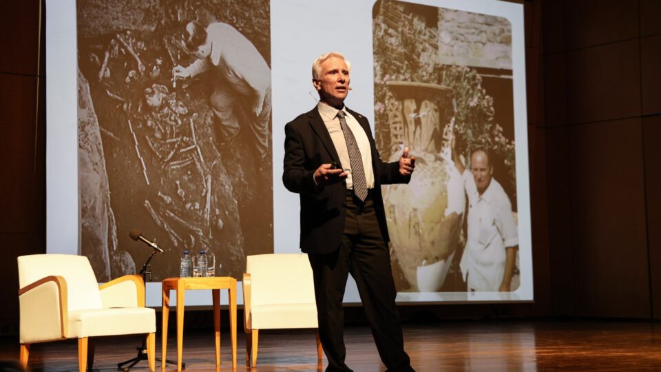 Διάλεξη Μιχάλη Κοσμόπουλου: «Οι ακαδημαϊκοί που έριξαν άπλετο φως στις ρίζες μας»-1