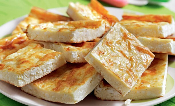 γαλατόπιτα-με-φέτα-564131395