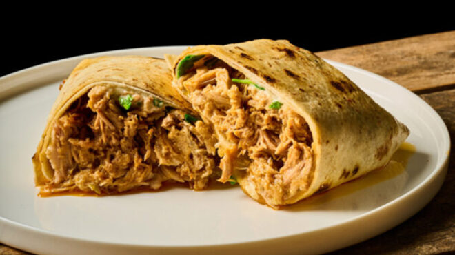 burritos-α-λα-ελληνικά-με-χοιρινό-μαδητό-σος-α-564123466
