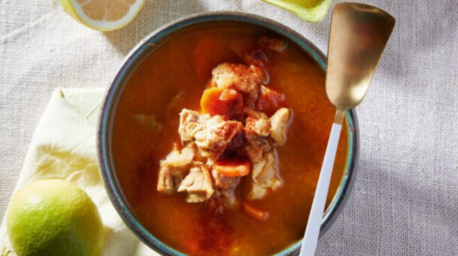 γρήγορη-κοτόσουπα-με-καρότα-και-κρόκο-564115171