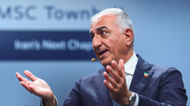 ιράν-παράνομος-όποιος-διαδεχθεί-το-564109702