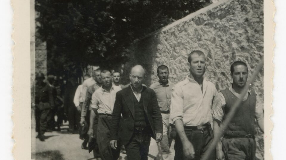 Φωτογραφίες Καισαριανής: Το ΥΠΠΟ παρουσίασε όλα τα ιστορικά ντοκουμέντα-11