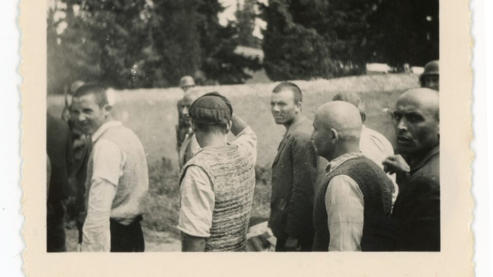 Φωτογραφίες Καισαριανής: Το ΥΠΠΟ παρουσίασε όλα τα ιστορικά ντοκουμέντα-4