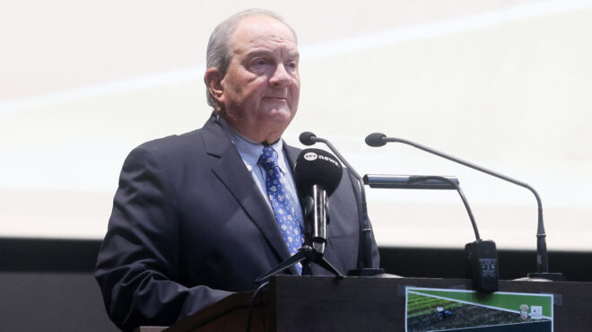 κ-καραμανλής-η-γήρανση-είναι-το-μεγαλύ-564114340